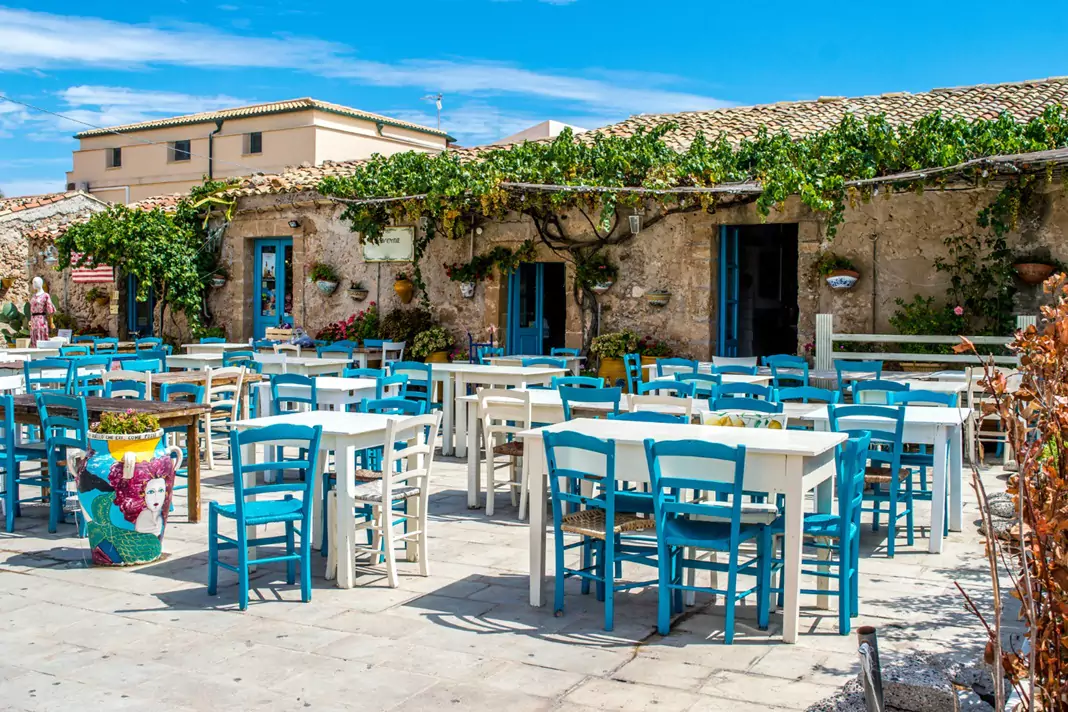 greek tavern