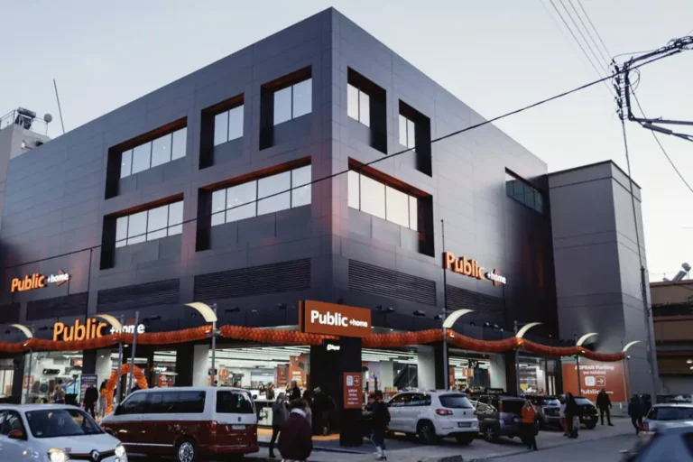 Public store in Greece