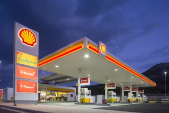 Motor Oil Shell Coral retail station
